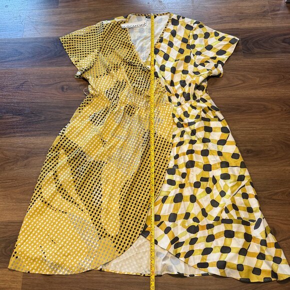 BloomChic Yellow Geometric Wrap Print Midi Dress Womens Size 26 Short Sleeve NWT - Picture 5 of 6